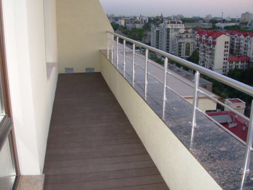 Композитная террасная доска для балкона